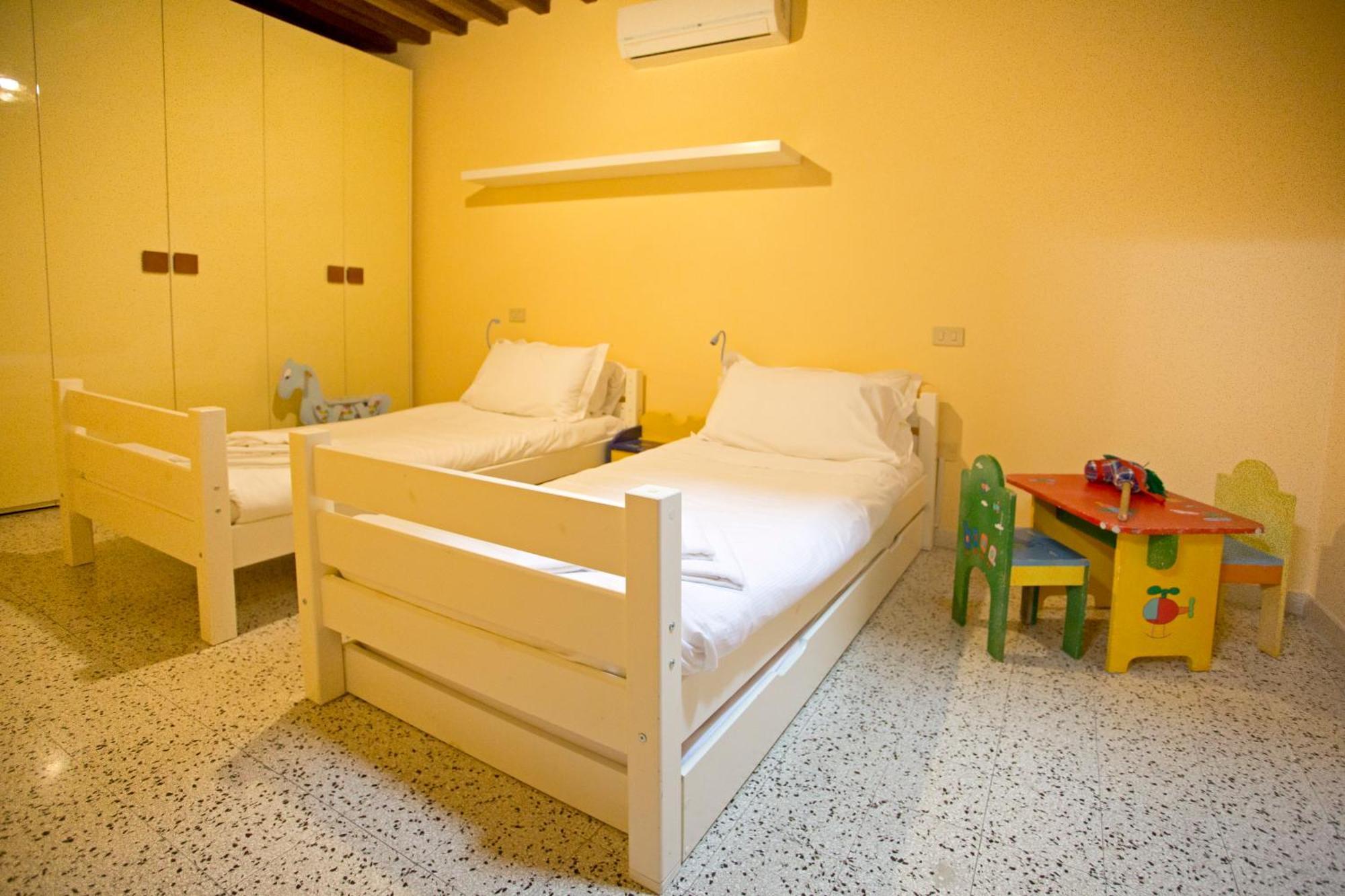 Casa San Girolamo Historic Flat With Cosy Terrace In Lucca'S City Centre Exterior photo